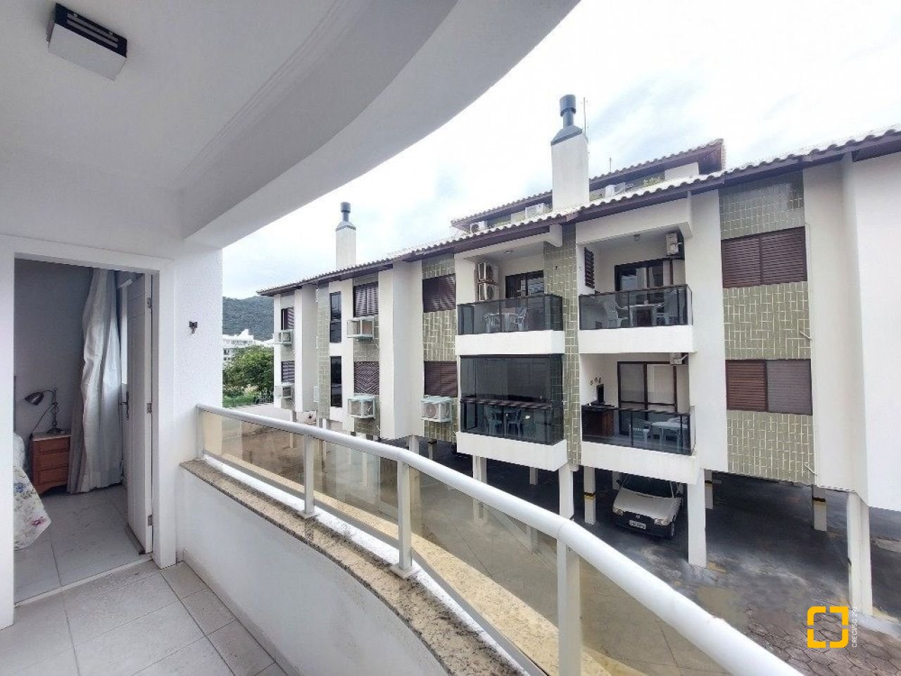 Apartamento com 115m², 6 quartos (sendo 3 suítes), 2 garagens, no bairro Ingleses em Florianópolis