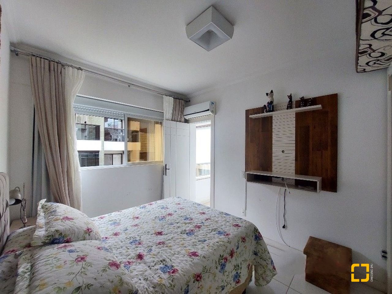 Apartamento com 115m², 6 quartos (sendo 3 suítes), 2 garagens, no bairro Ingleses em Florianópolis