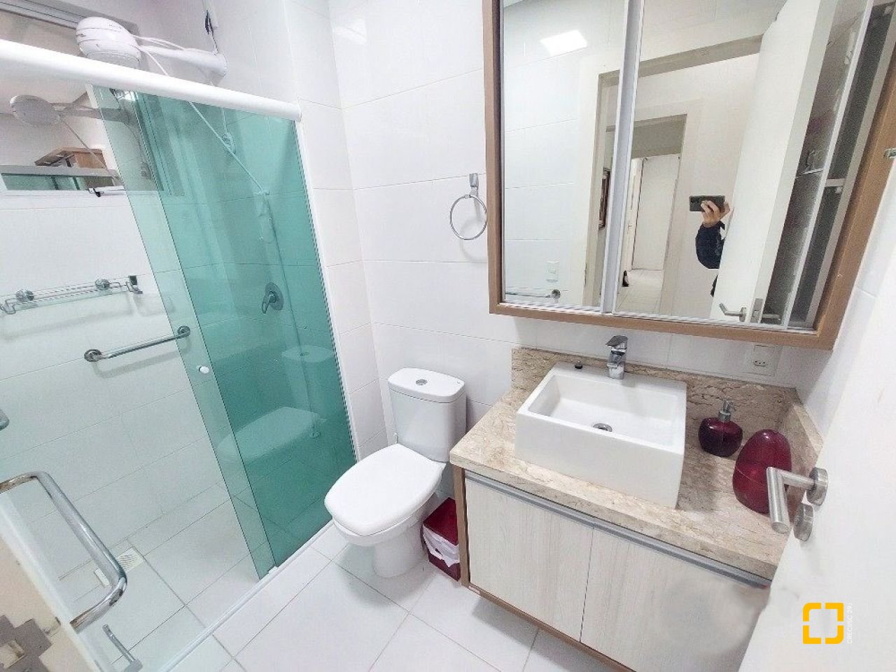 Apartamento com 115m², 6 quartos (sendo 3 suítes), 2 garagens, no bairro Ingleses em Florianópolis