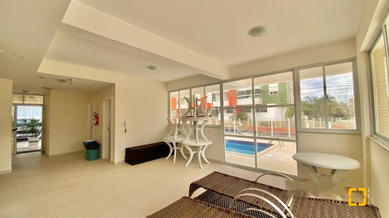 Apartamento com 115m², 6 quartos (sendo 3 suítes), 2 garagens, no bairro Ingleses em Florianópolis