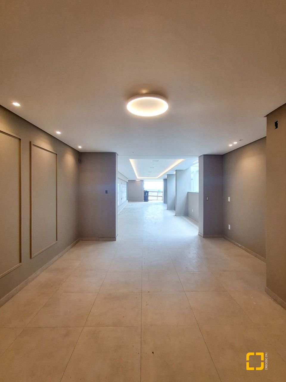 Apartamento com 94m², 4 quartos (sendo 1 suíte), 2 garagens, no bairro Saco Grande em Florianópolis