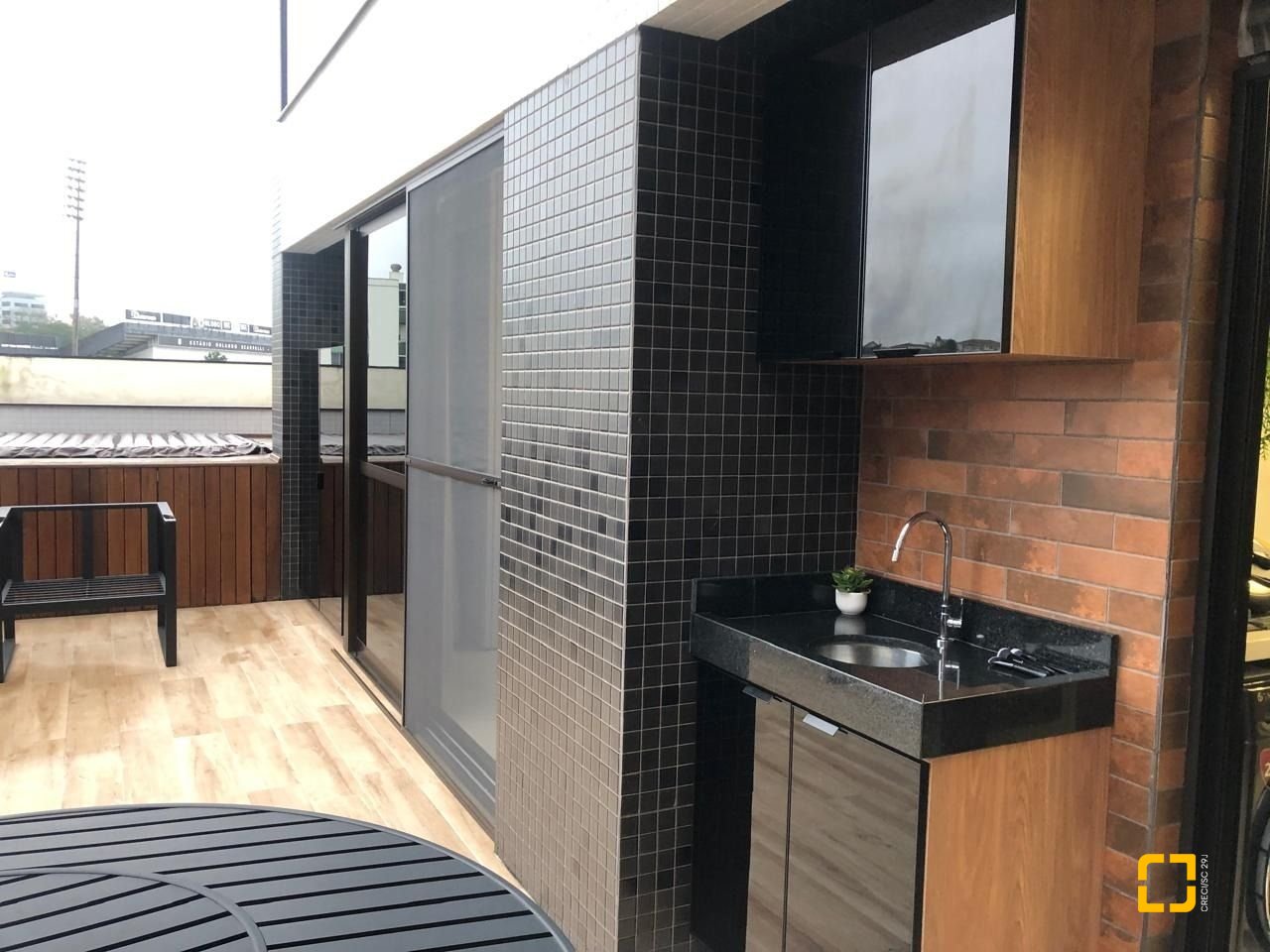 Apartamento com 123m², 4 quartos (sendo 2 suítes), 1 garagem, no bairro Estreito em Florianópolis