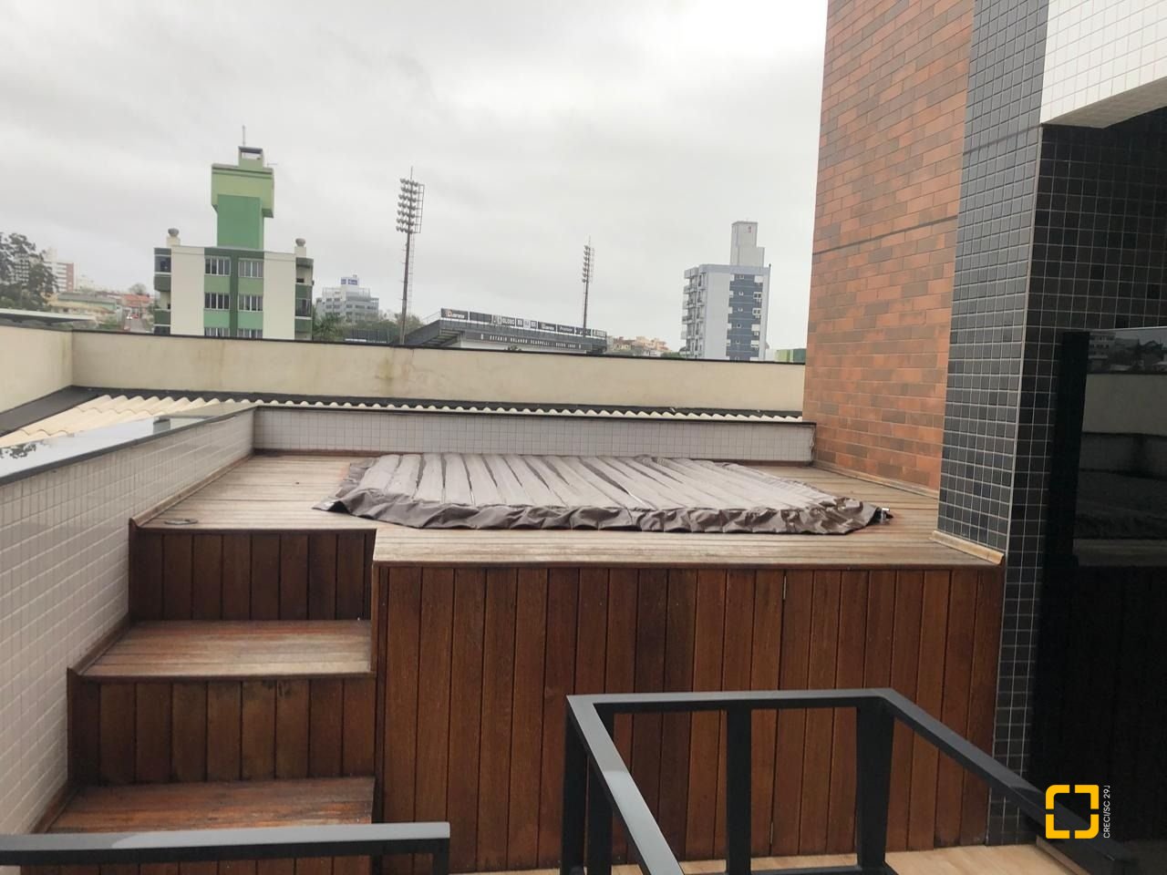 Apartamento com 123m², 4 quartos (sendo 2 suítes), 1 garagem, no bairro Estreito em Florianópolis