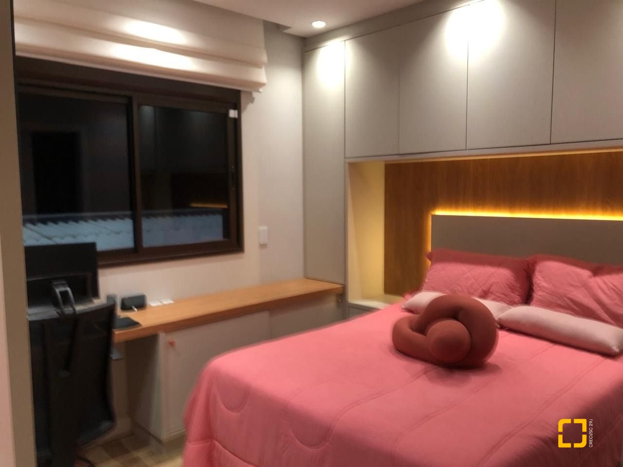 Apartamento com 123m², 4 quartos (sendo 2 suítes), 1 garagem, no bairro Estreito em Florianópolis