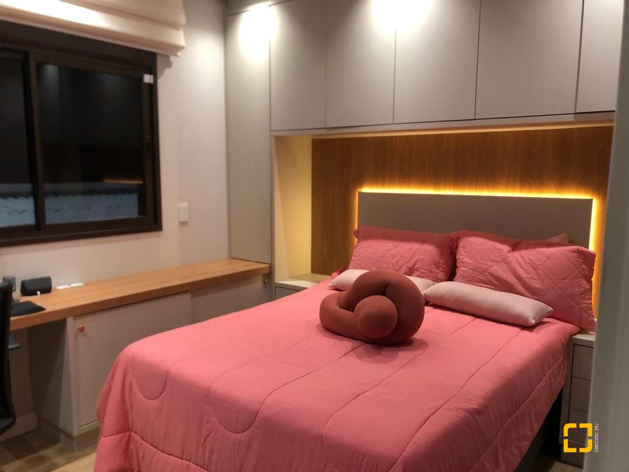 Apartamento com 123m², 4 quartos (sendo 2 suítes), 1 garagem, no bairro Estreito em Florianópolis