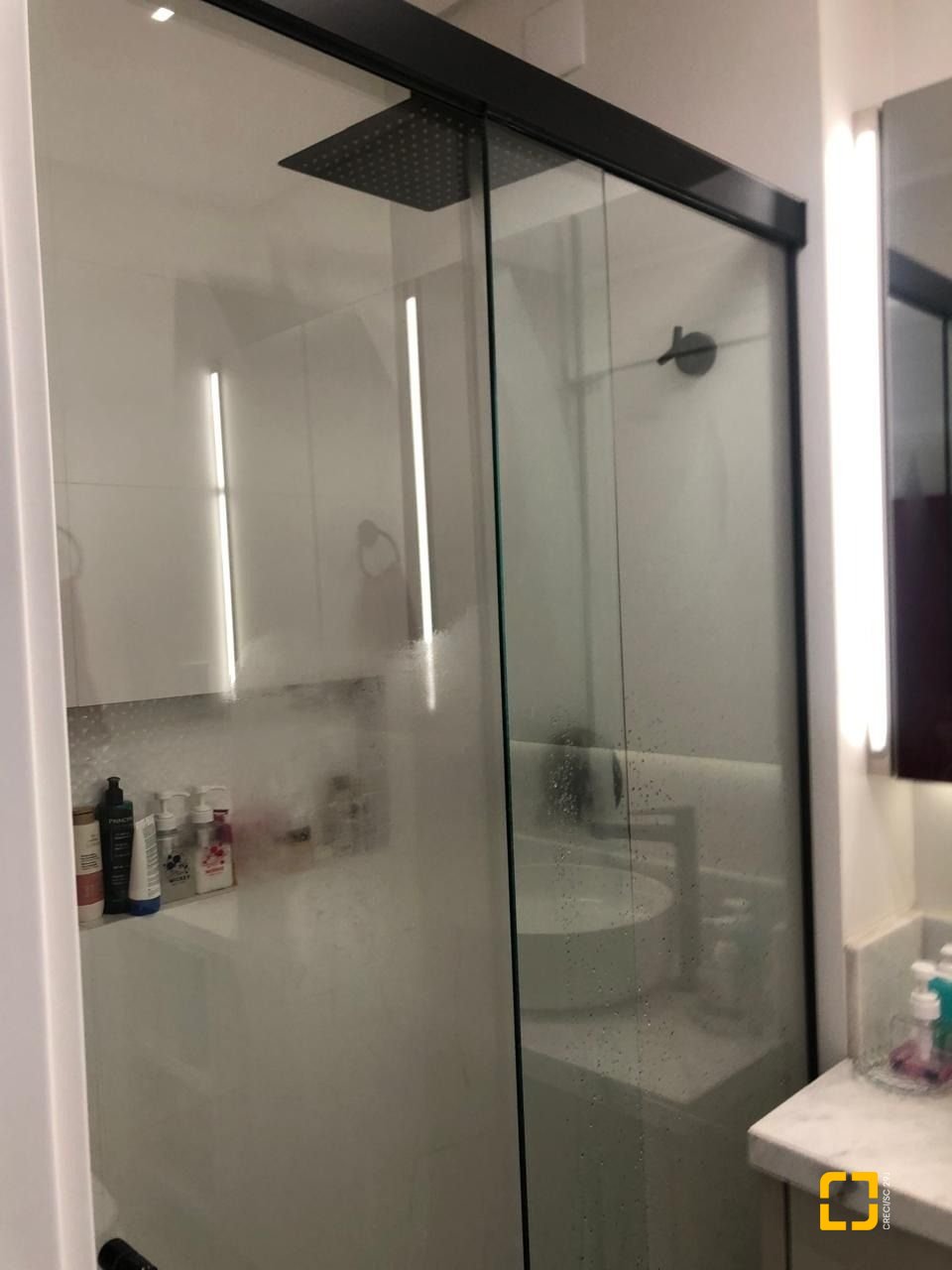 Apartamento com 123m², 4 quartos (sendo 2 suítes), 1 garagem, no bairro Estreito em Florianópolis
