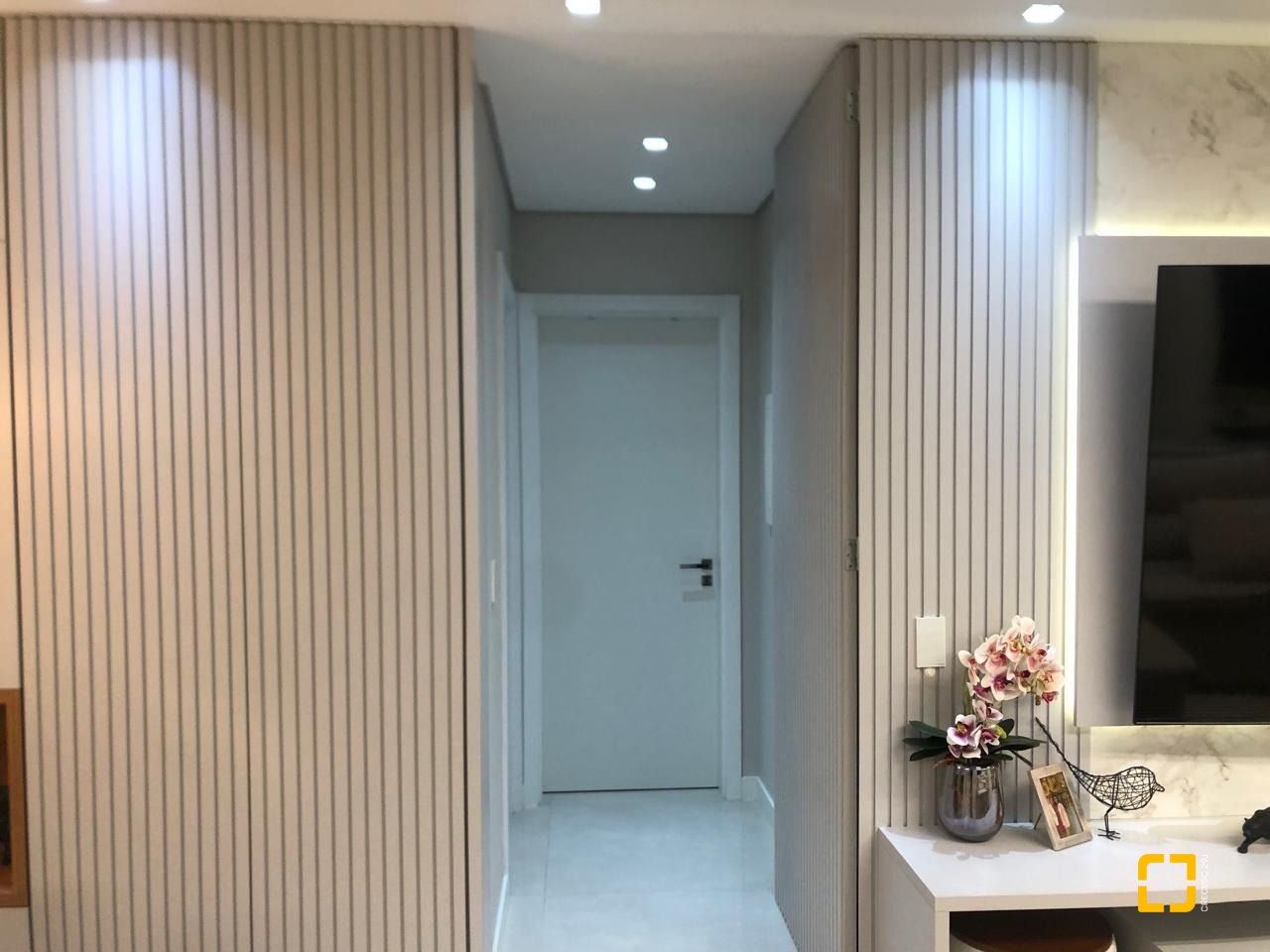 Apartamento com 123m², 4 quartos (sendo 2 suítes), 1 garagem, no bairro Estreito em Florianópolis