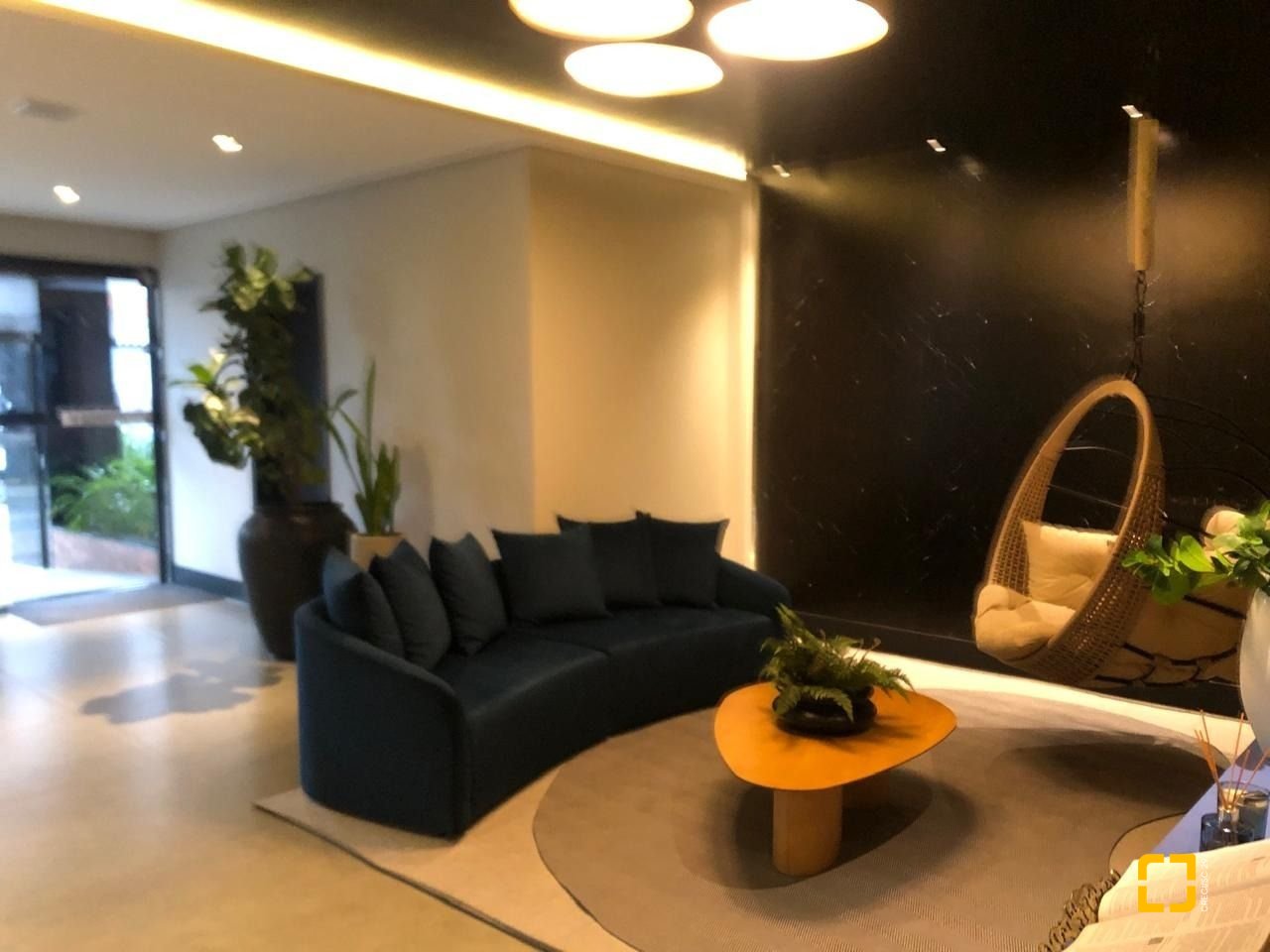 Apartamento com 123m², 4 quartos (sendo 2 suítes), 1 garagem, no bairro Estreito em Florianópolis