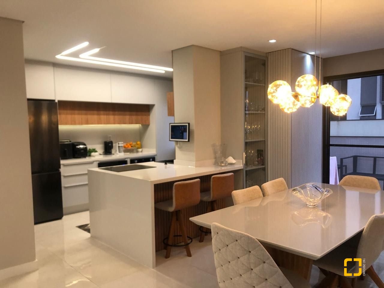 Apartamento com 123m², 4 quartos (sendo 2 suítes), 1 garagem, no bairro Estreito em Florianópolis