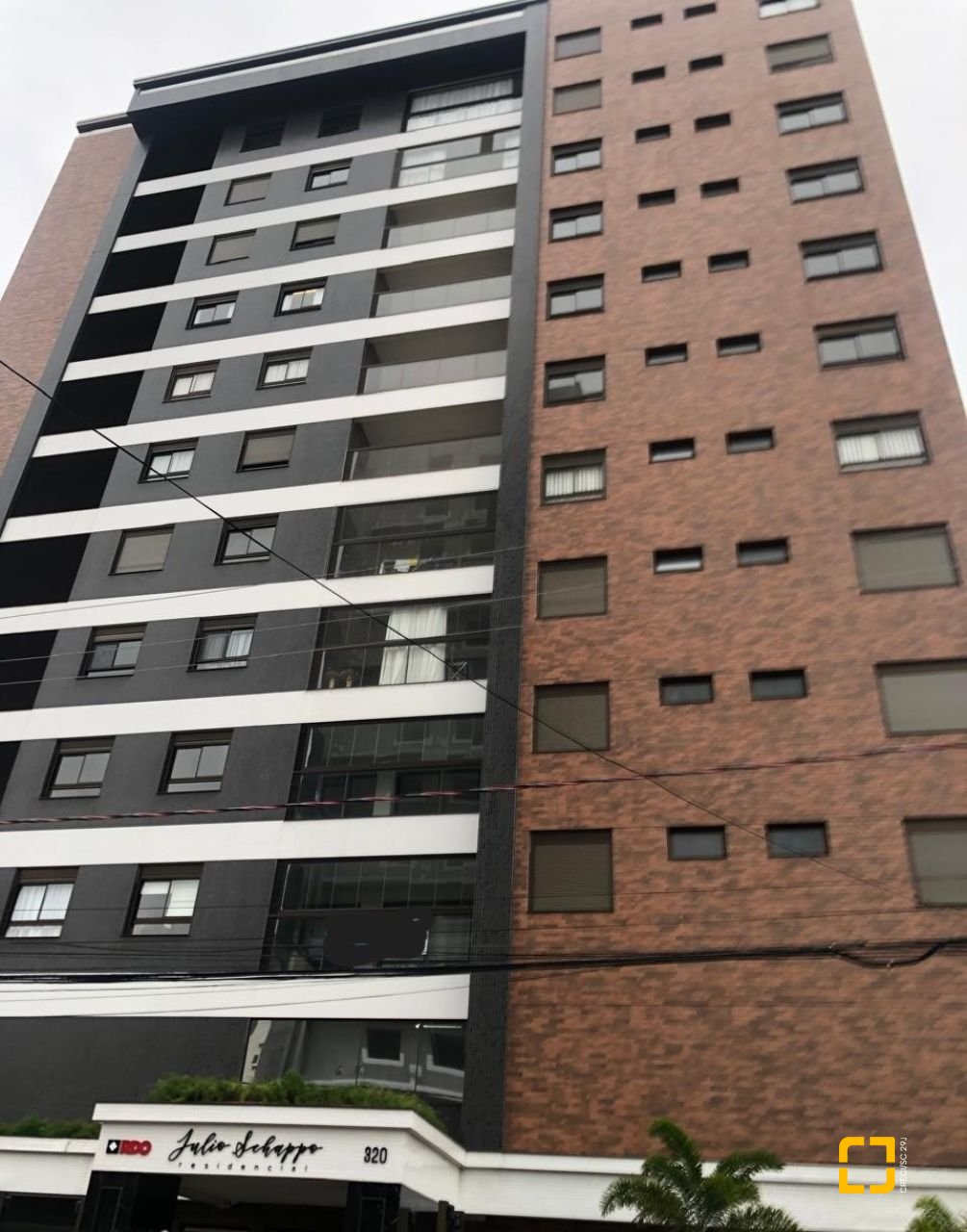Apartamento com 123m², 4 quartos (sendo 2 suítes), 1 garagem, no bairro Estreito em Florianópolis
