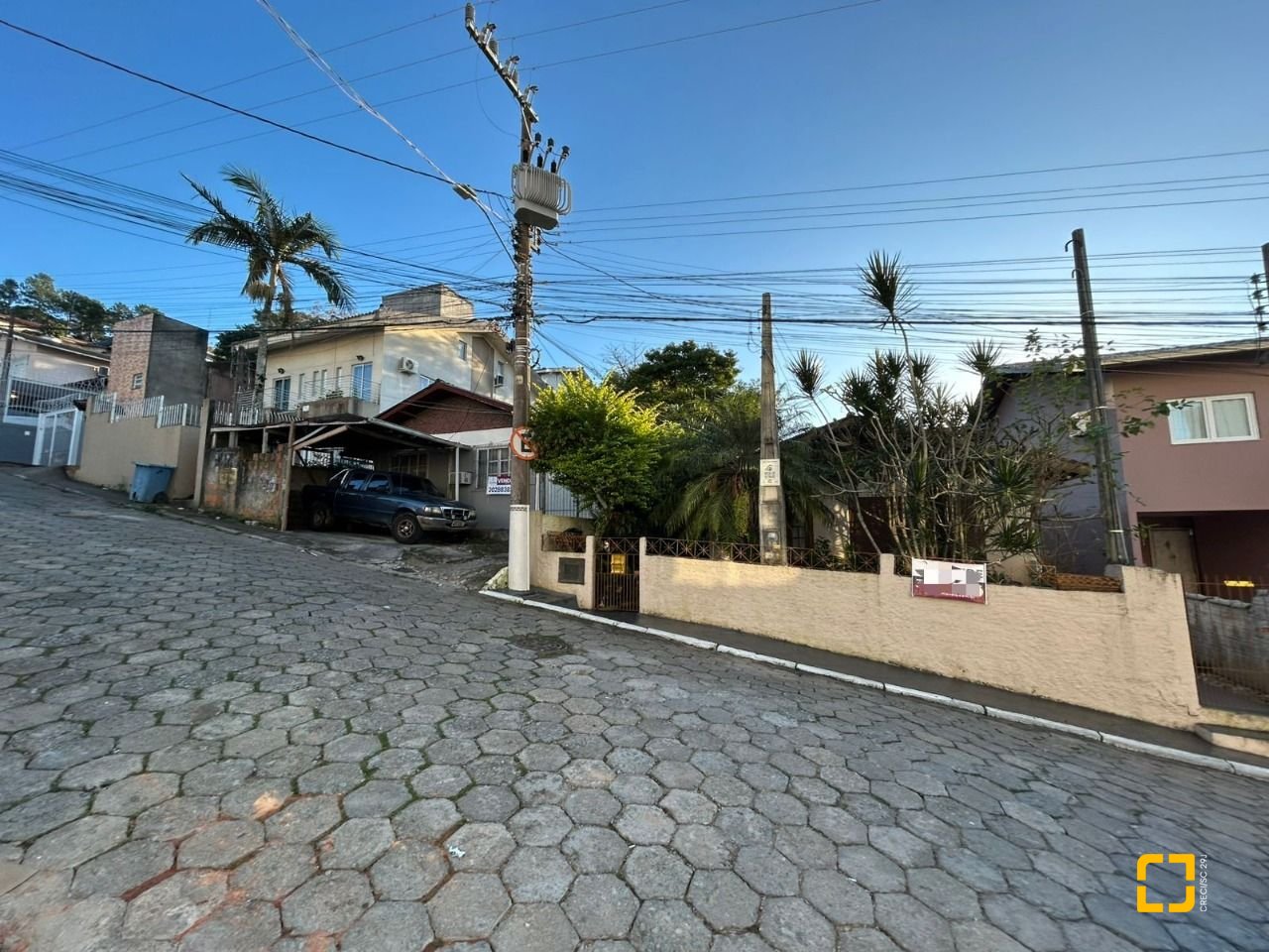 Terreno com 300m², no bairro Trindade em Florianópolis