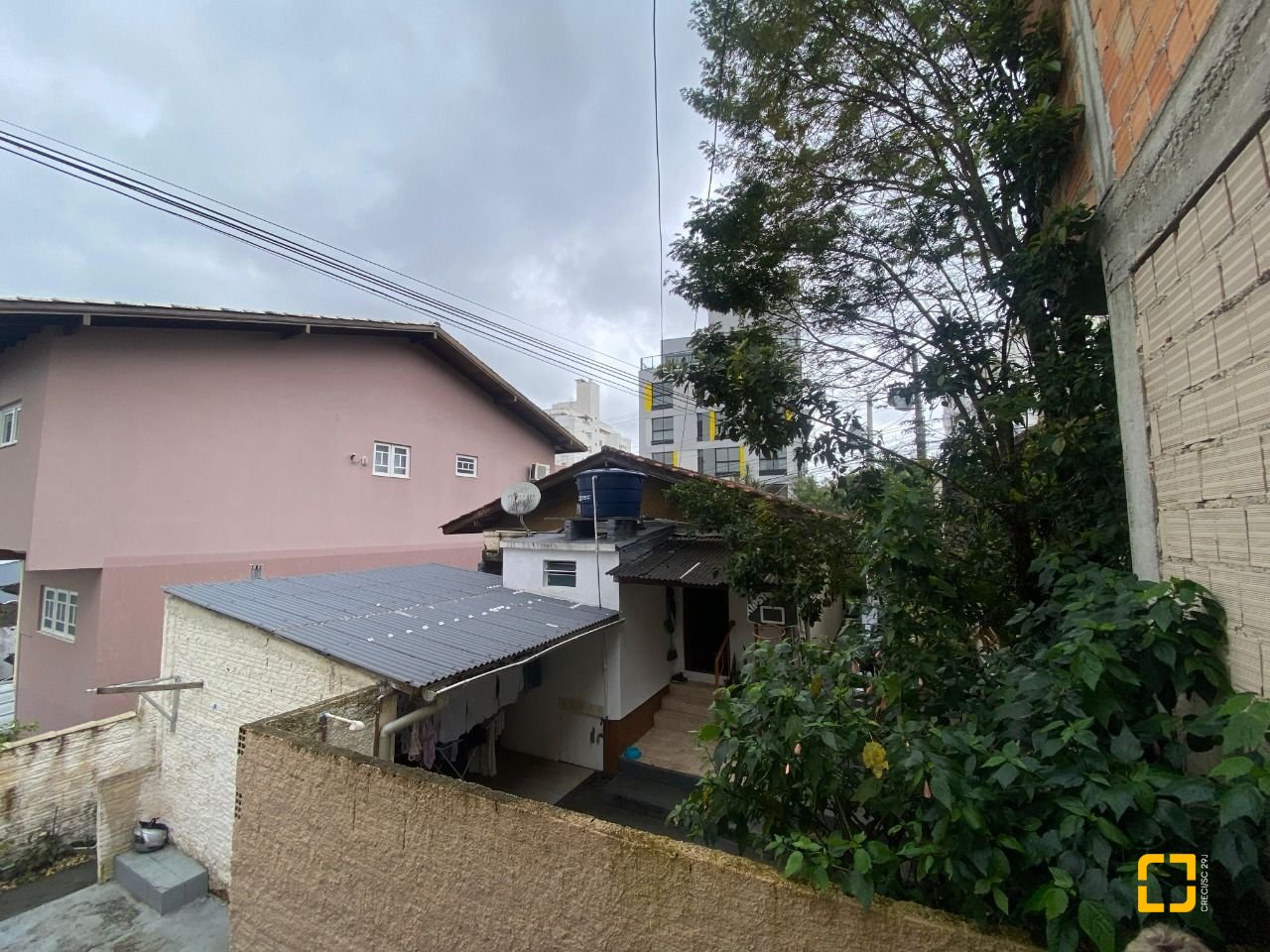 Terreno com 300m², no bairro Trindade em Florianópolis