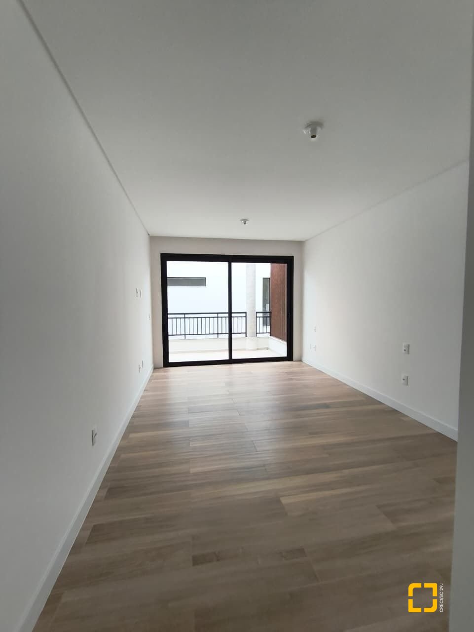 Casa de Condomínio com 230m², 3 quartos (sendo 3 suítes), 2 garagens, no bairro Santo Antônio de Lisboa em Florianópolis