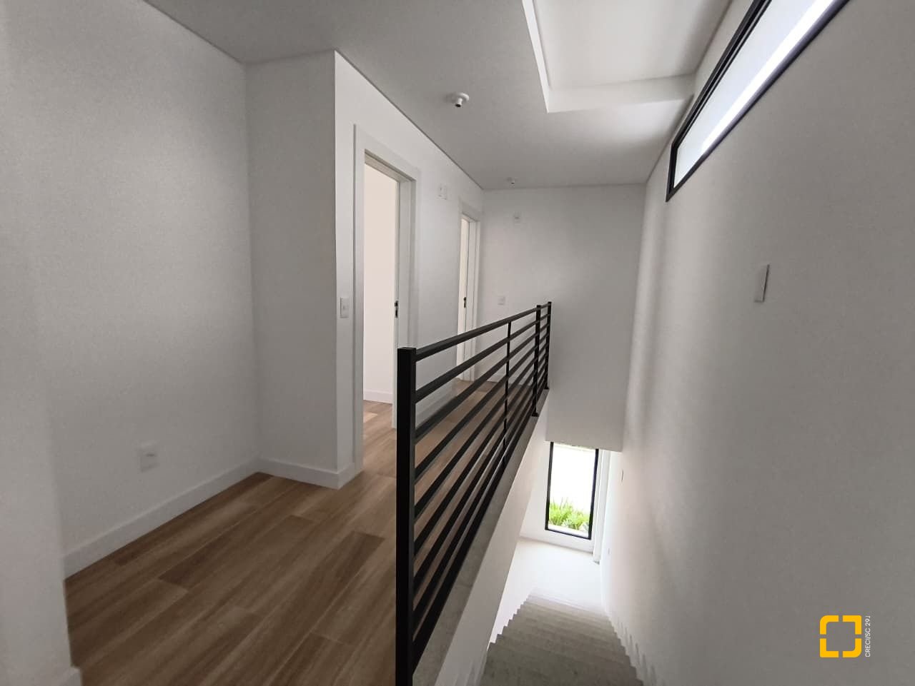 Casa de Condomínio com 230m², 3 quartos (sendo 3 suítes), 2 garagens, no bairro Santo Antônio de Lisboa em Florianópolis