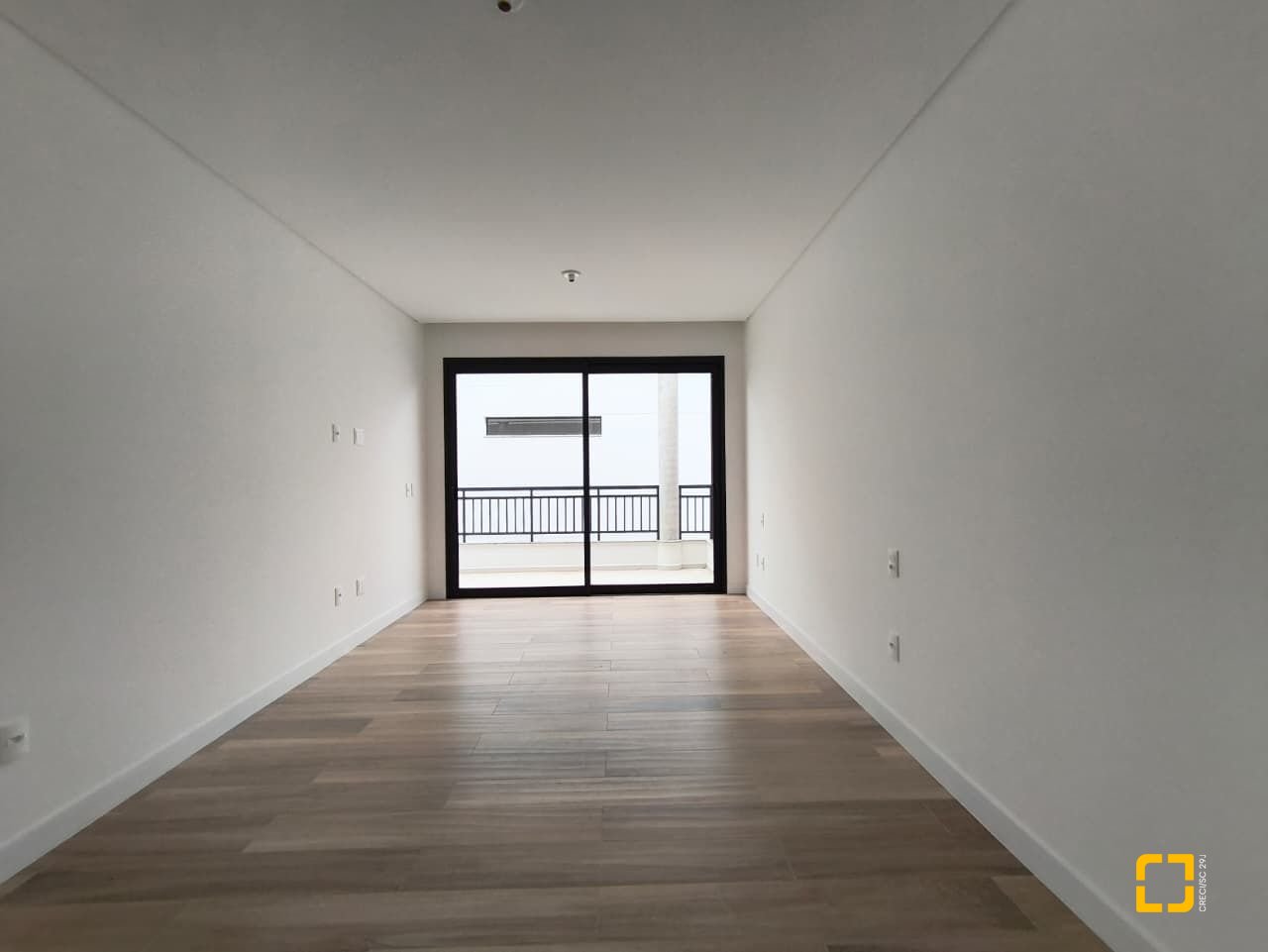 Casa de Condomínio com 230m², 3 quartos (sendo 3 suítes), 2 garagens, no bairro Santo Antônio de Lisboa em Florianópolis