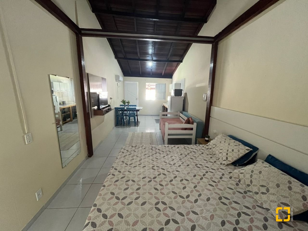 Hotel com 320m², 6 quartos (sendo 6 suítes), 6 garagens, no bairro Rio Vermelho em Florianópolis