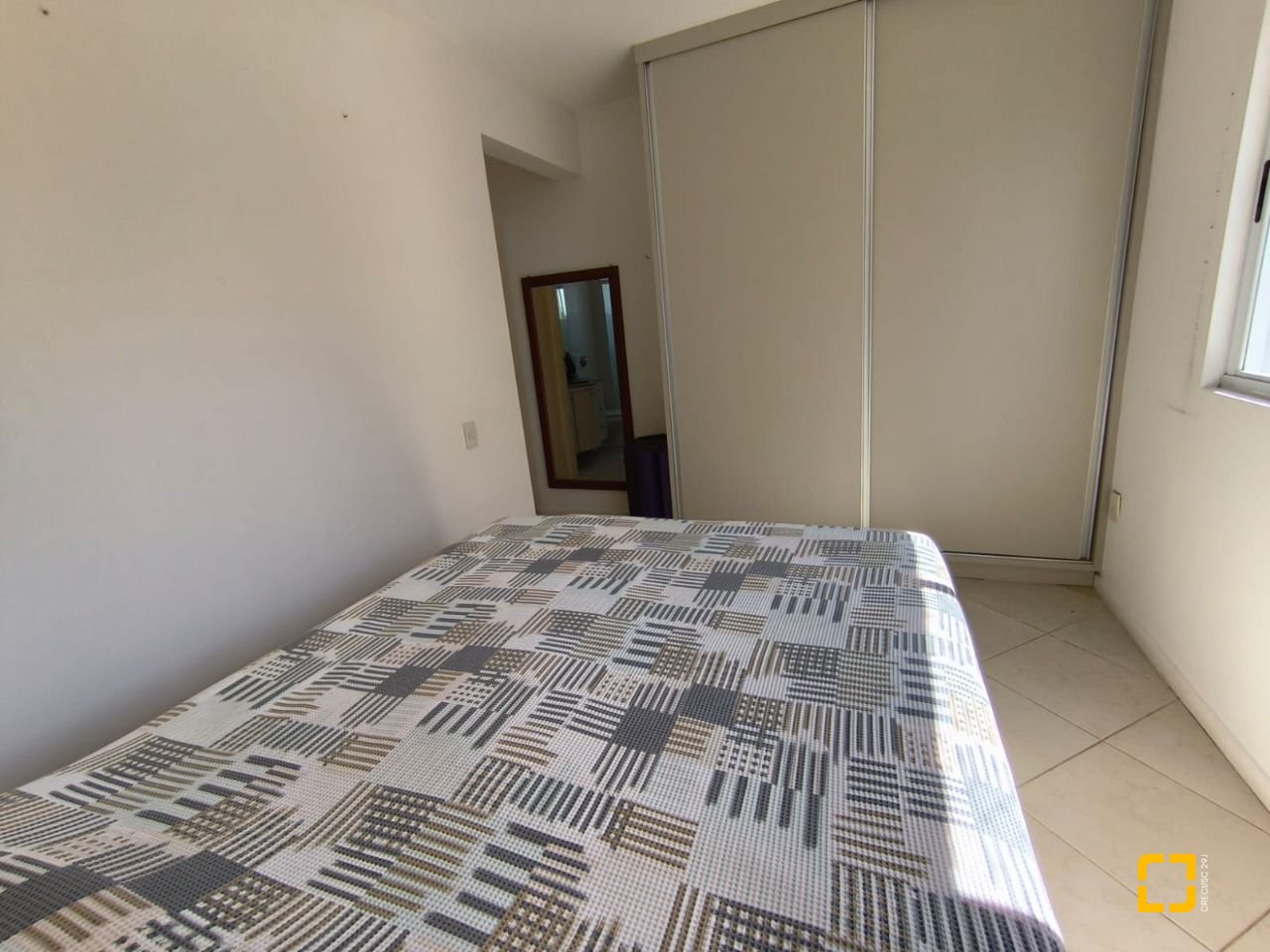 Apartamento com 71m², 3 quartos (sendo 1 suíte), 1 garagem, no bairro Itacorubi em Florianópolis