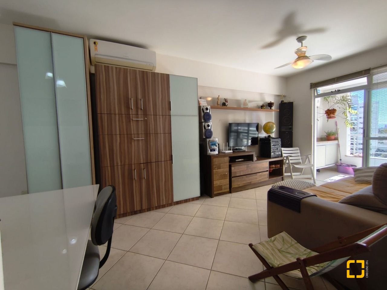 Apartamento com 71m², 3 quartos (sendo 1 suíte), 1 garagem, no bairro Itacorubi em Florianópolis