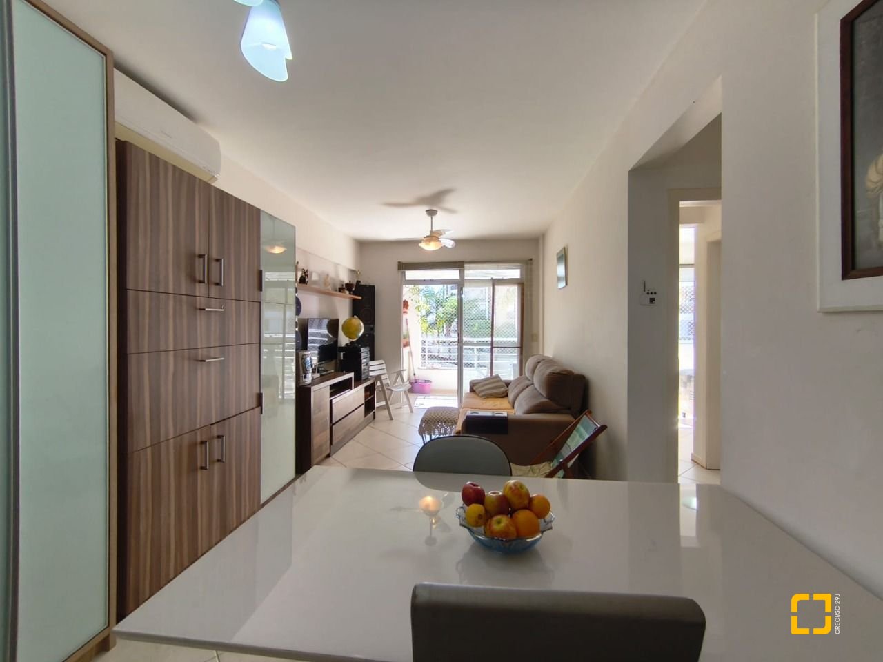 Apartamento com 71m², 3 quartos (sendo 1 suíte), 1 garagem, no bairro Itacorubi em Florianópolis