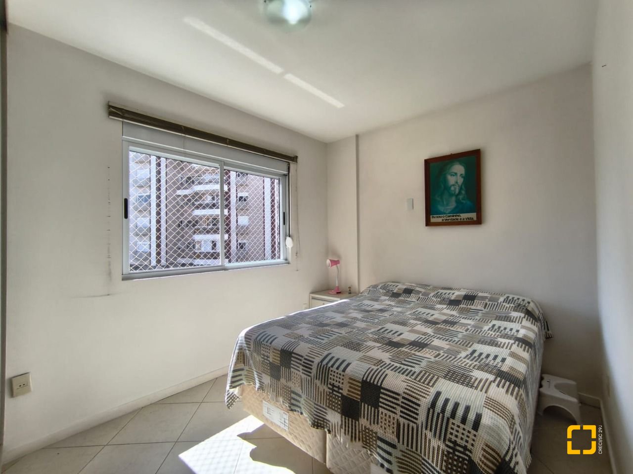 Apartamento com 71m², 3 quartos (sendo 1 suíte), 1 garagem, no bairro Itacorubi em Florianópolis