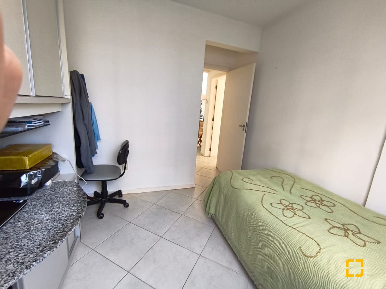 Apartamento com 71m², 3 quartos (sendo 1 suíte), 1 garagem, no bairro Itacorubi em Florianópolis