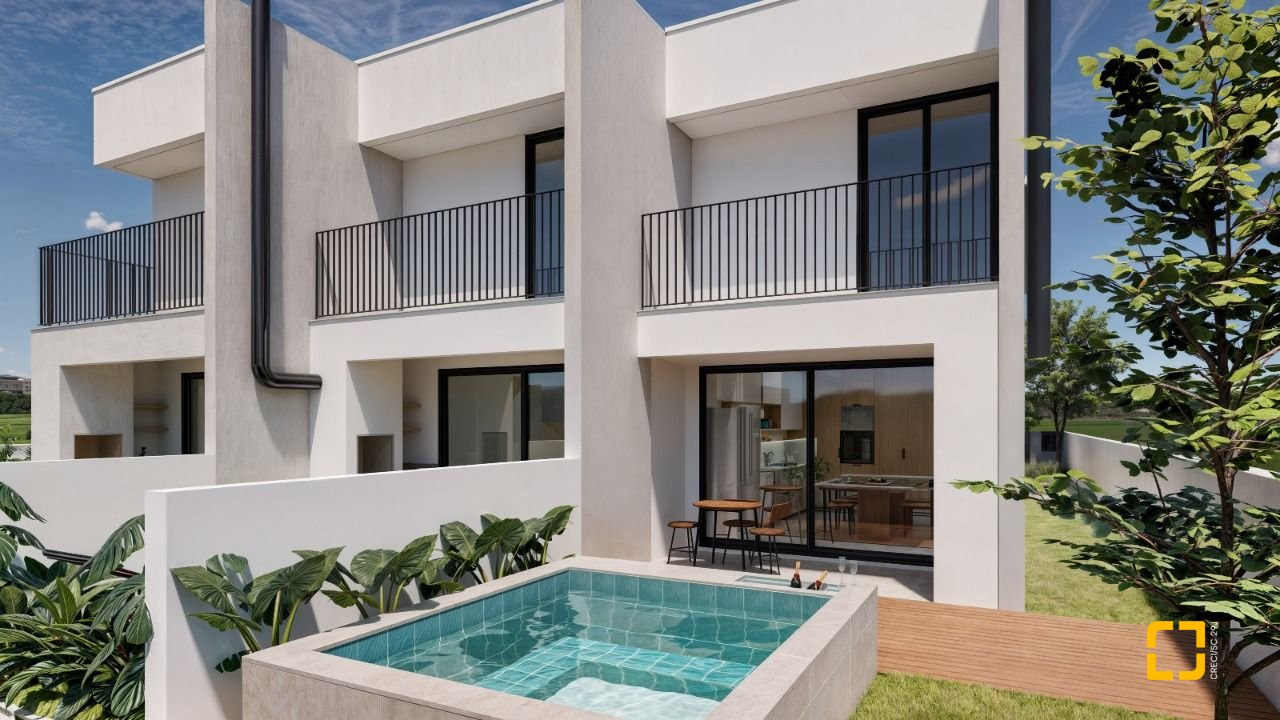 Casa com 140m², 4 quartos (sendo 1 suíte), 1 garagem, no bairro Cachoeira do Bom Jesus em Florianópolis