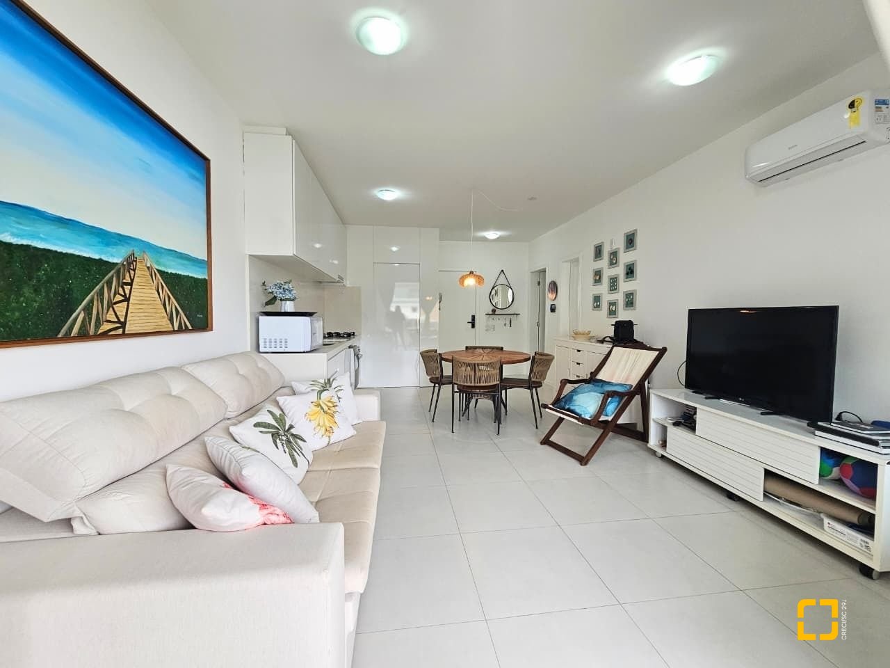 Apartamento com 83m², 2 quartos (sendo 2 suítes), 1 garagem, no bairro Palmas em Governador Celso Ramos