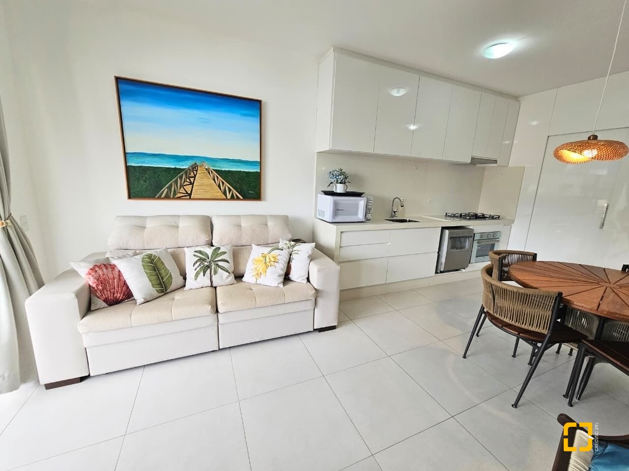 Apartamento com 83m², 2 quartos (sendo 2 suítes), 1 garagem, no bairro Palmas em Governador Celso Ramos