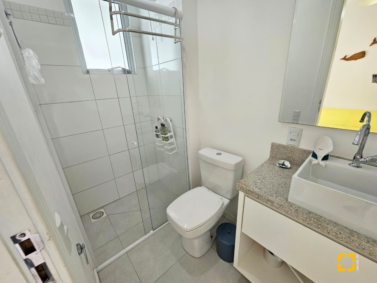 Apartamento com 83m², 2 quartos (sendo 2 suítes), 1 garagem, no bairro Palmas em Governador Celso Ramos