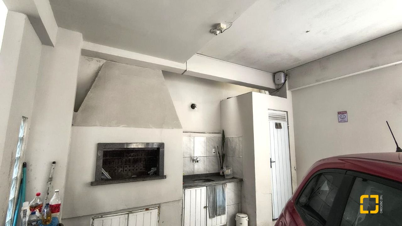 Apartamento com 54m², 2 quartos, 1 garagem, no bairro Kobrasol em São José