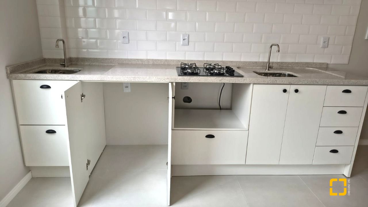 Apartamento com 54m², 2 quartos, 1 garagem, no bairro Kobrasol em São José
