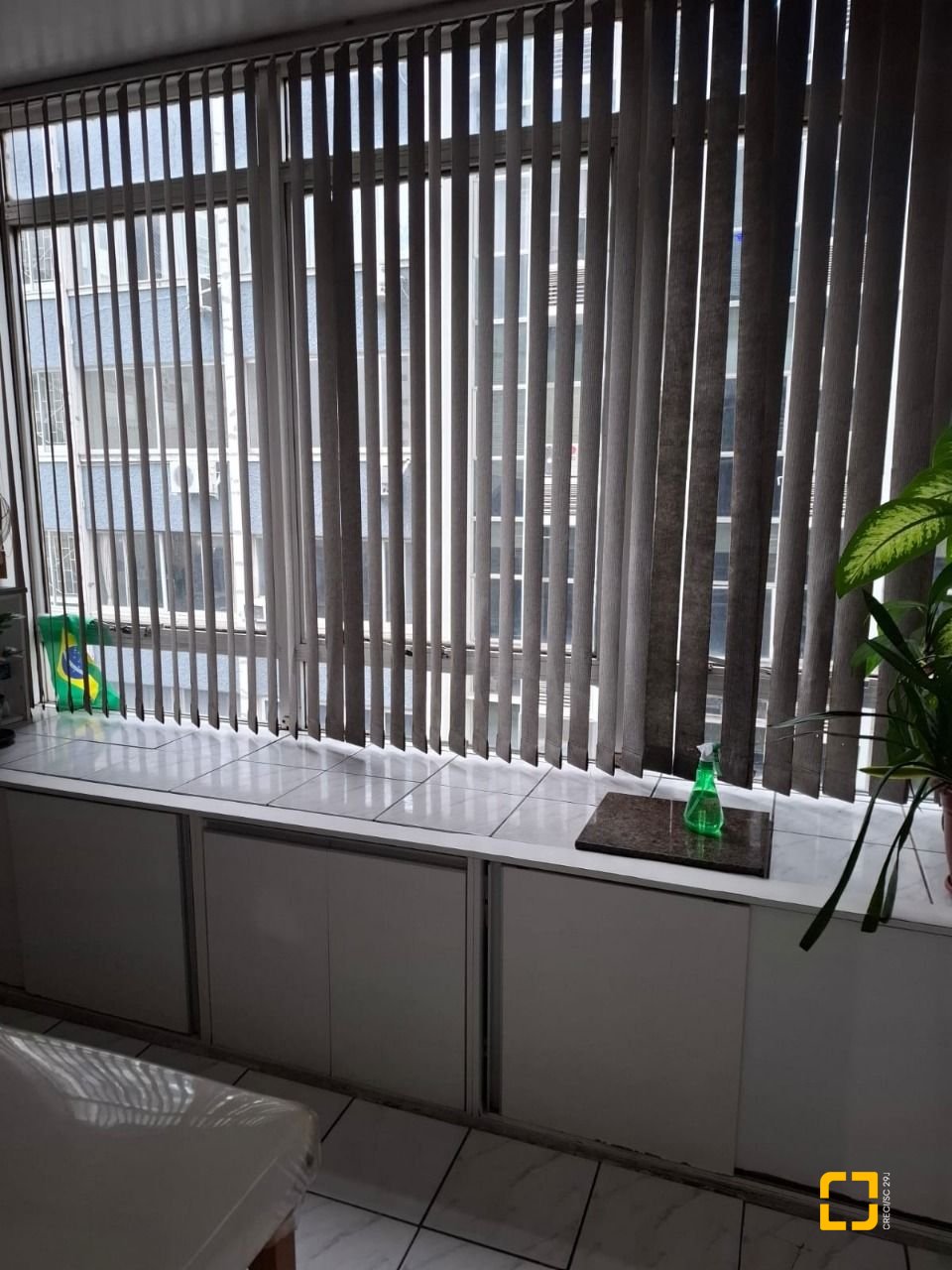 Sala com 27m², no bairro Centro em Florianópolis