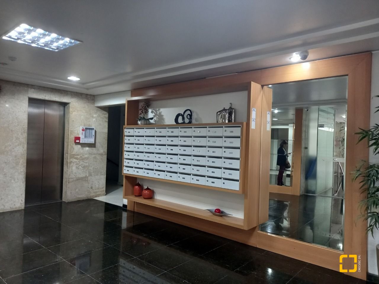Sala com 27m², no bairro Centro em Florianópolis