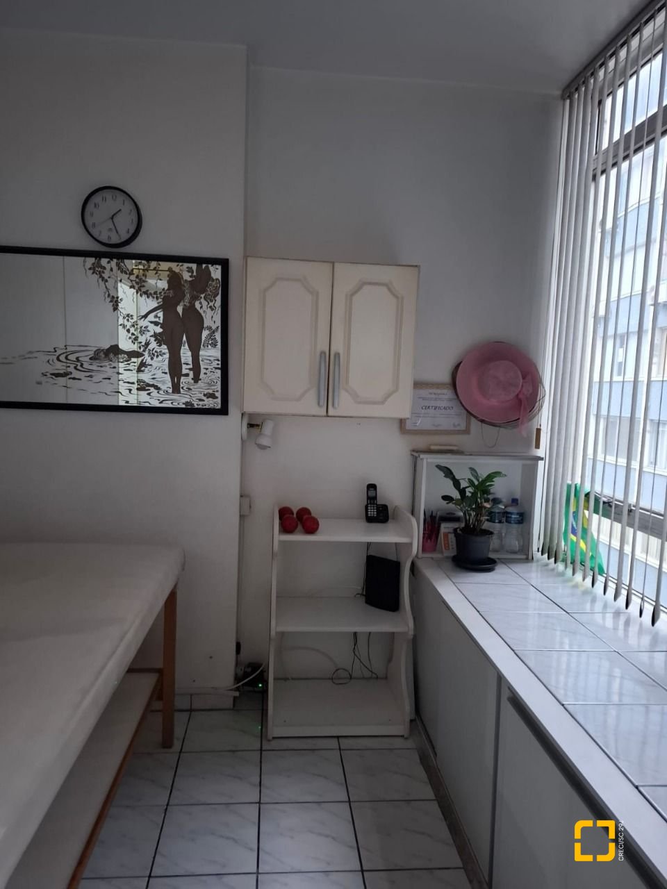Sala com 27m², no bairro Centro em Florianópolis
