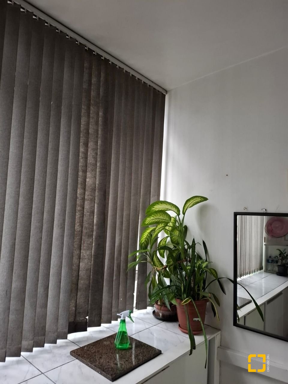 Sala com 27m², no bairro Centro em Florianópolis