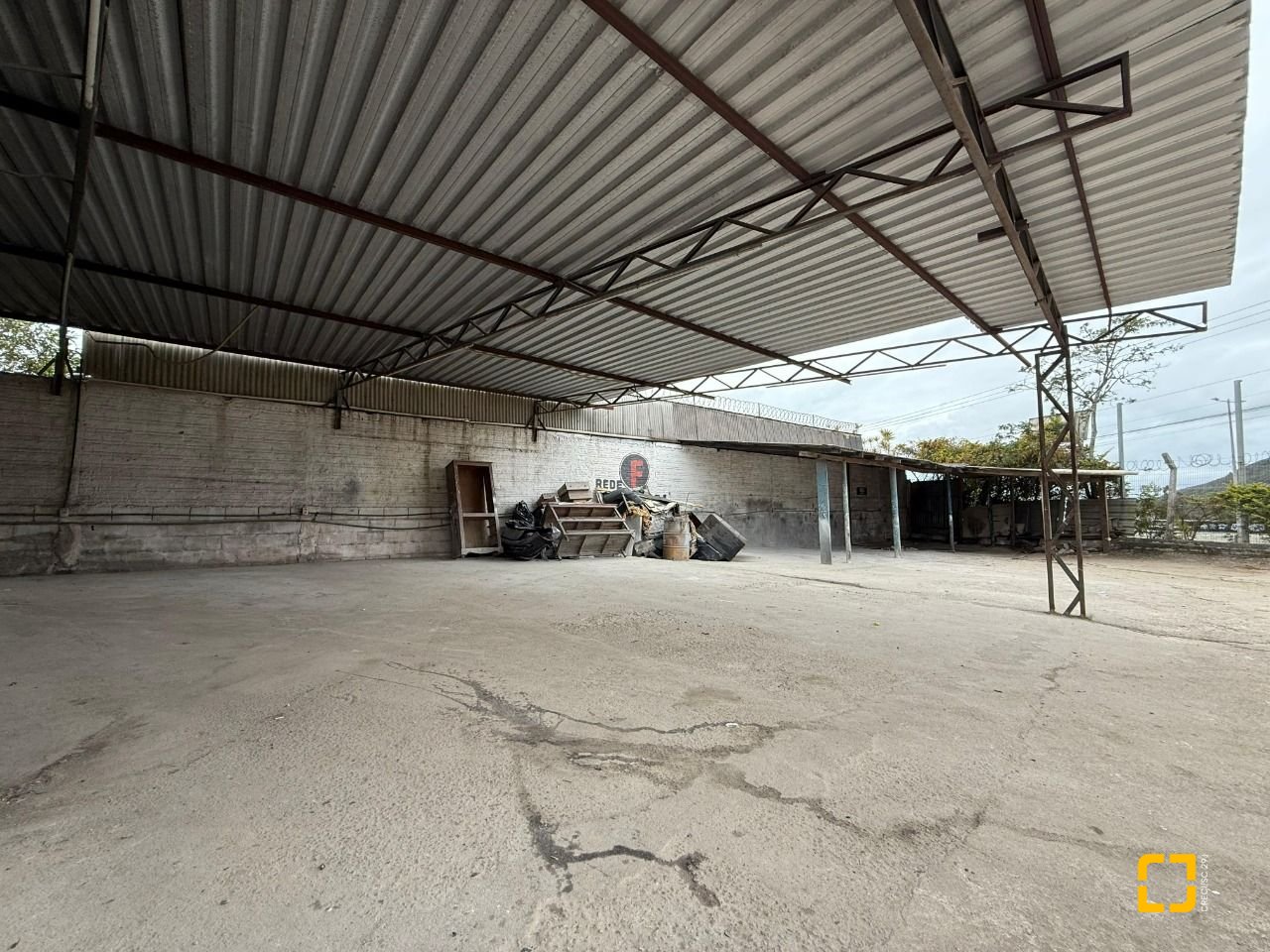 Terreno com 1766m², no bairro Santo Antônio de Lisboa em Florianópolis