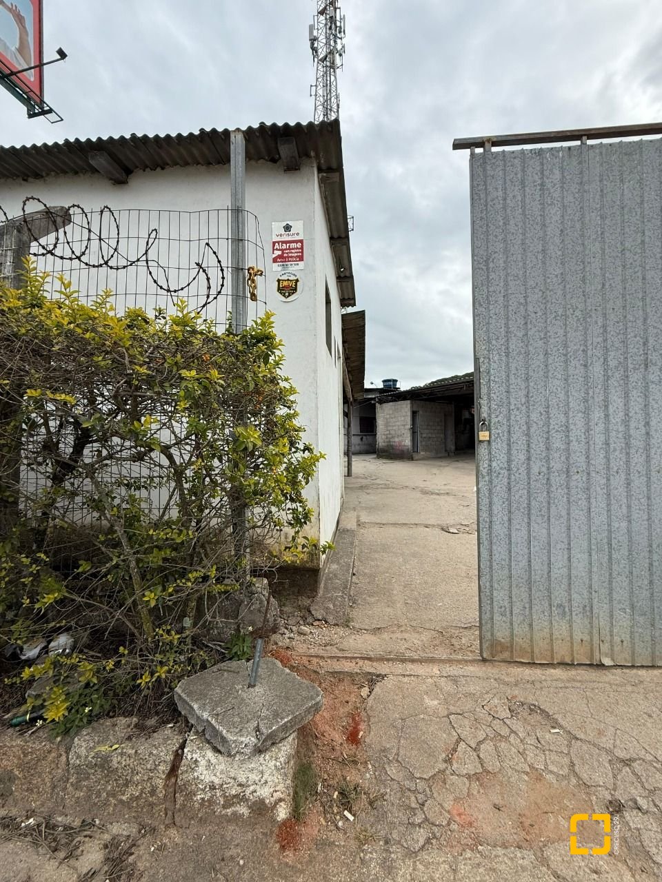 Terreno com 1766m², no bairro Santo Antônio de Lisboa em Florianópolis
