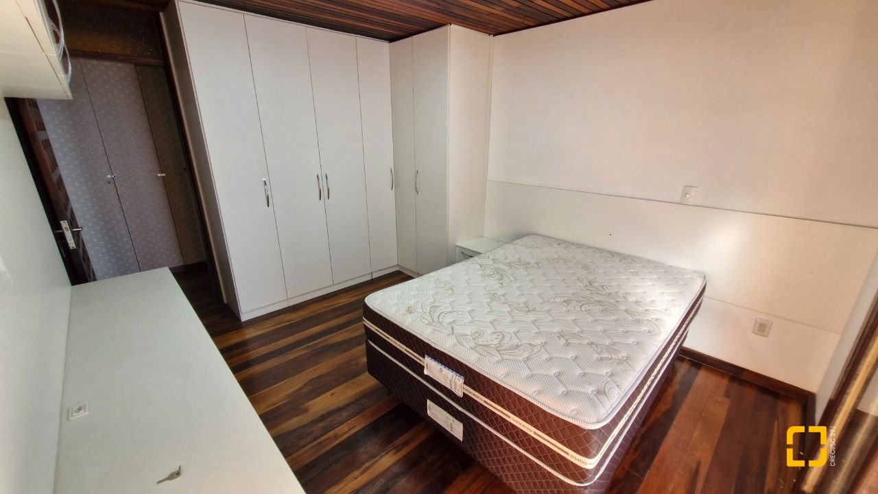Casa com 367m², 4 quartos, 1 garagem, no bairro Canasvieiras em Florianópolis