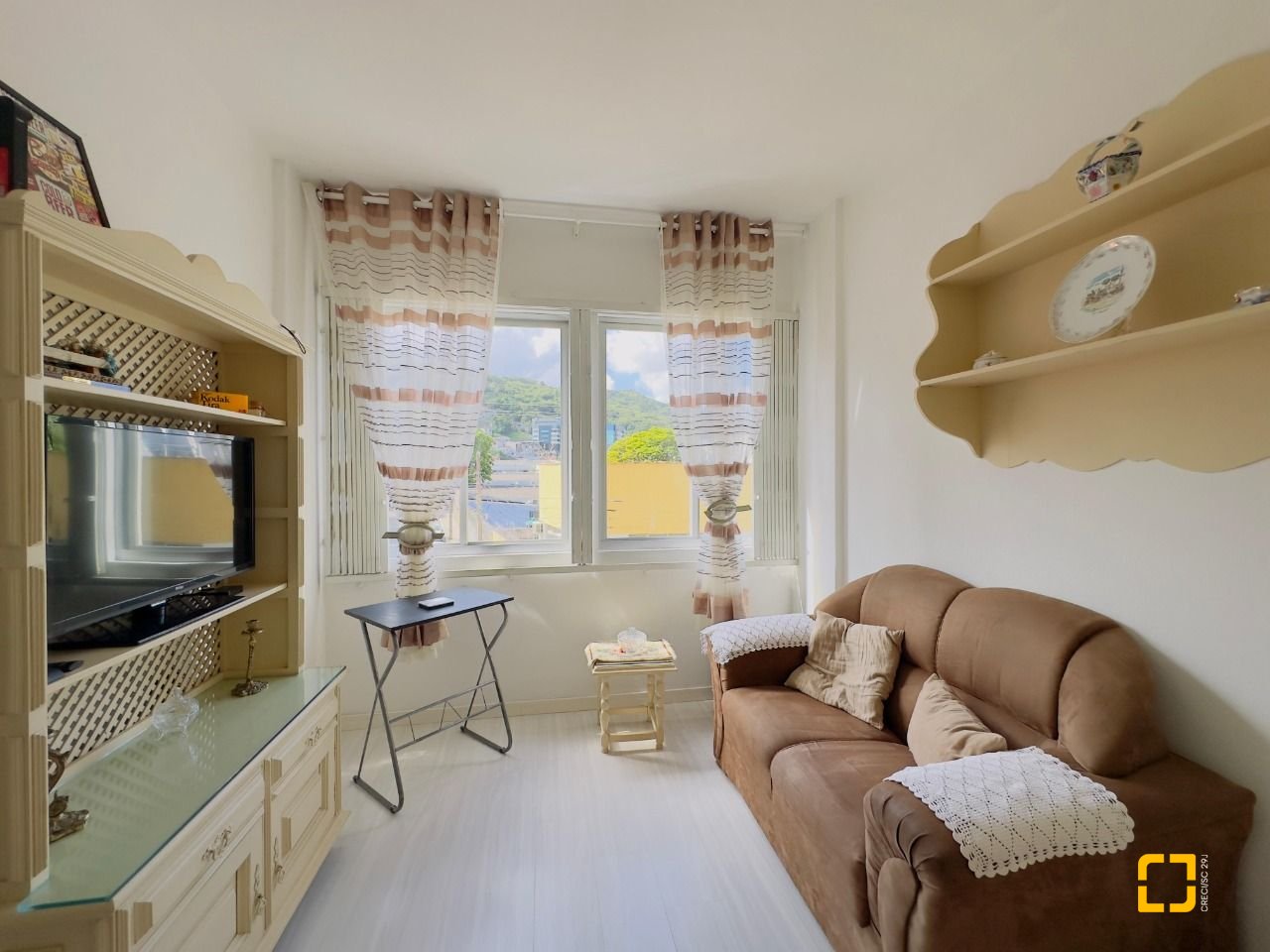 Apartamento com 46m², 2 quartos, no bairro Centro em Florianópolis