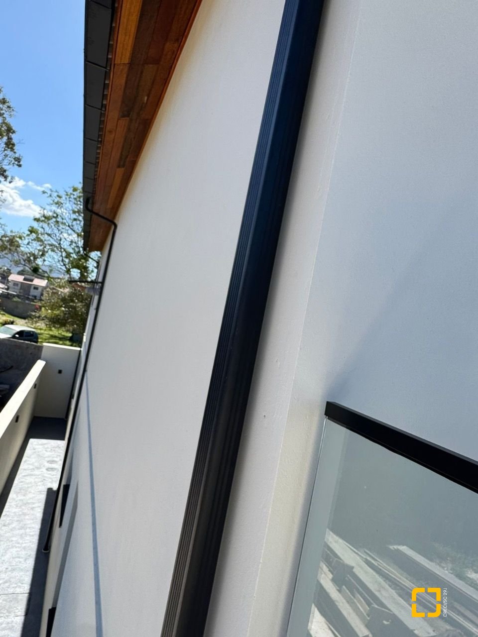 Casa com 135m², 5 quartos (sendo 1 suíte), 2 garagens, no bairro Rio Vermelho em Florianópolis