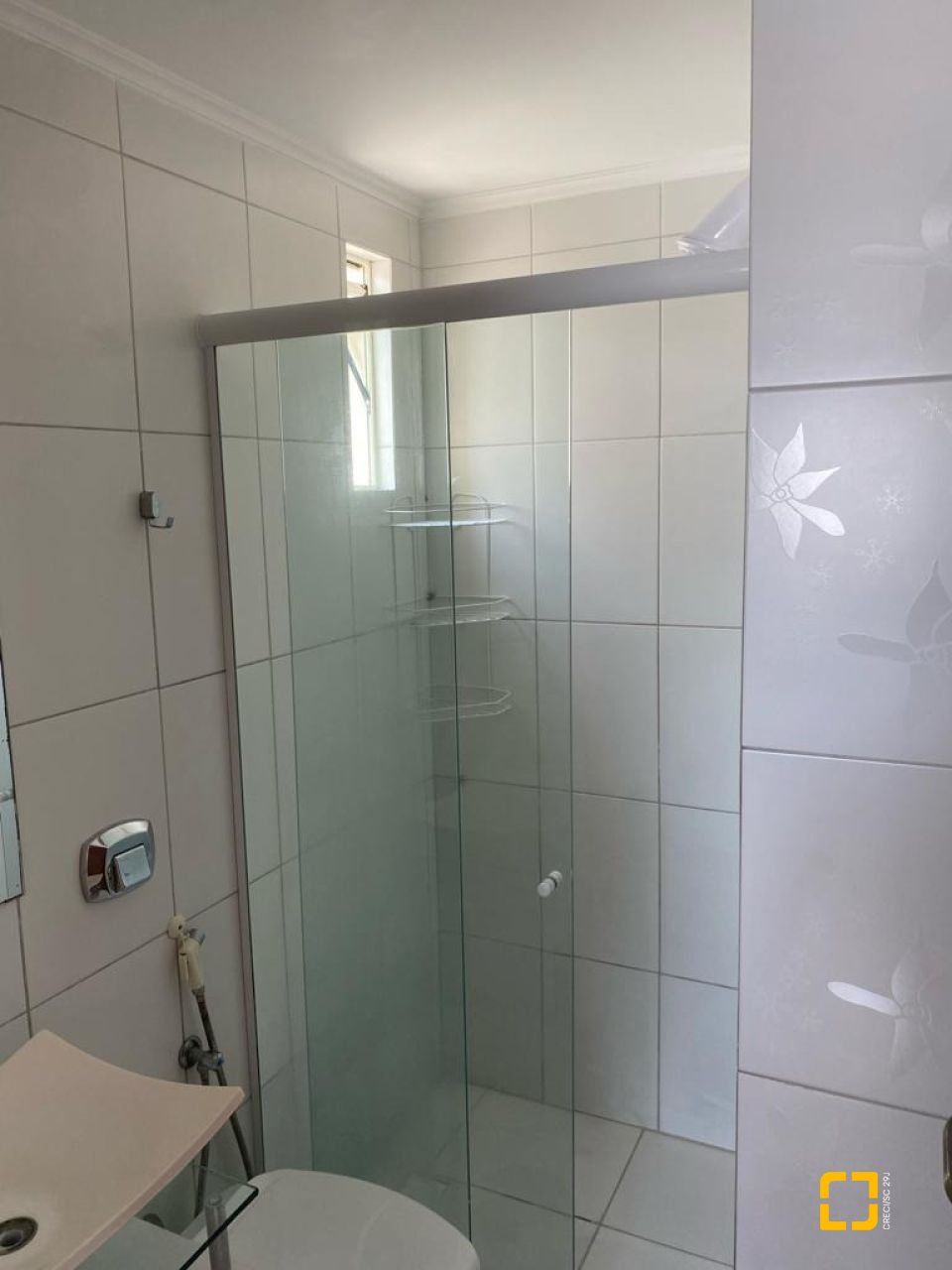 Cobertura com 80m², 2 quartos, 1 garagem, no bairro Canasvieiras em Florianópolis