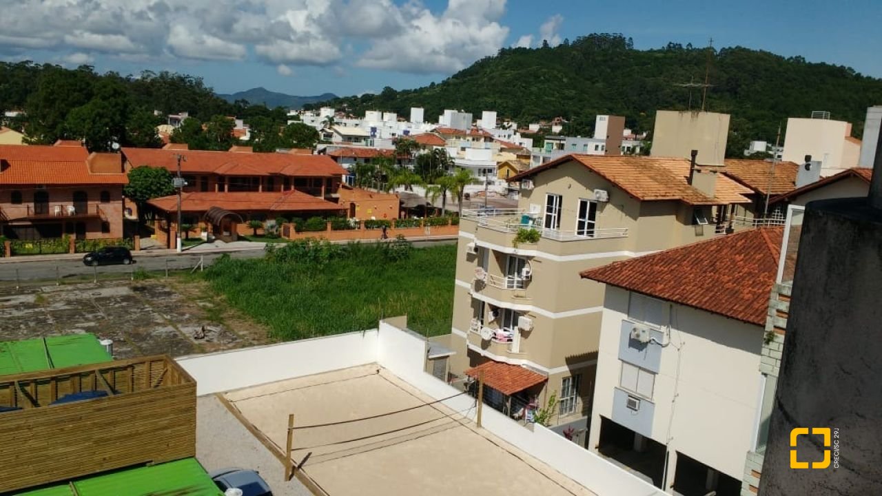 Cobertura com 80m², 2 quartos, 1 garagem, no bairro Canasvieiras em Florianópolis