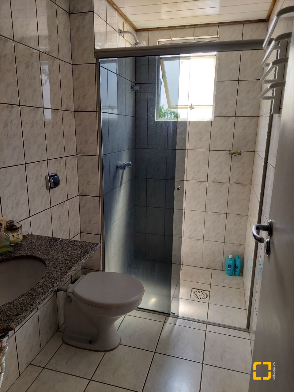 Apartamento com 108m², 4 quartos (sendo 1 suíte), 1 garagem, no bairro Bom Abrigo em Florianópolis