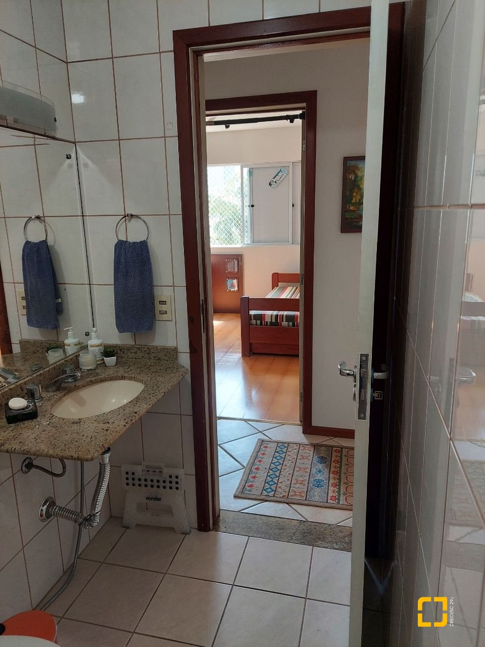 Apartamento com 108m², 4 quartos (sendo 1 suíte), 1 garagem, no bairro Bom Abrigo em Florianópolis