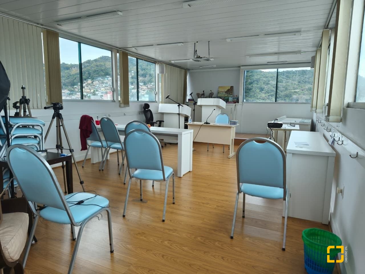 Sala com 113m², 1 garagem, no bairro Centro em Florianópolis