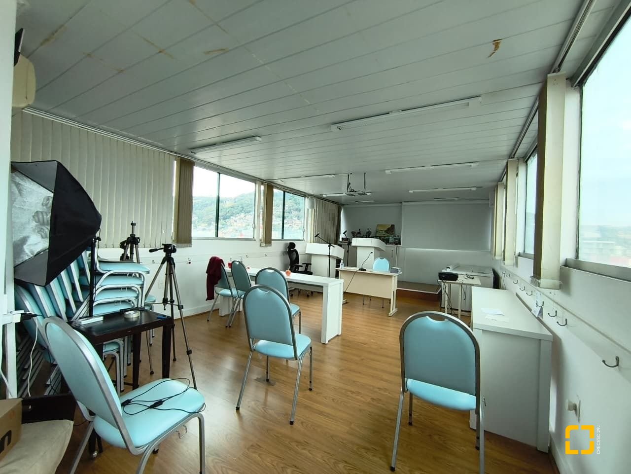 Sala com 113m², 1 garagem, no bairro Centro em Florianópolis