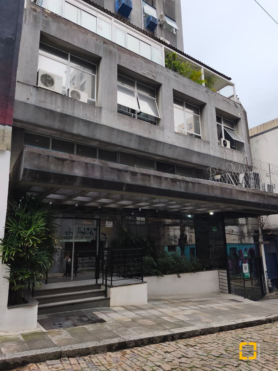 Sala com 113m², 1 garagem, no bairro Centro em Florianópolis