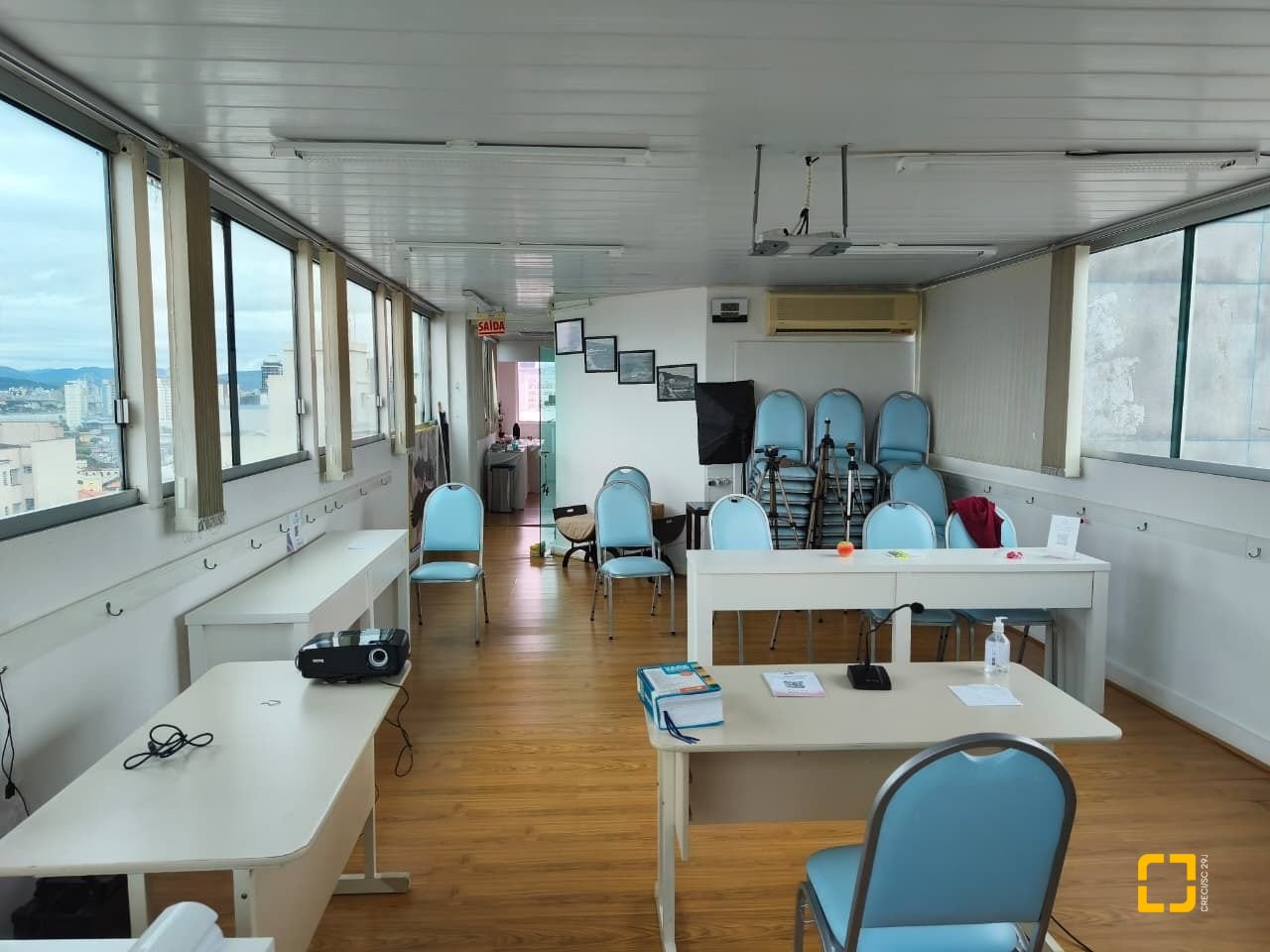 Sala com 113m², 1 garagem, no bairro Centro em Florianópolis