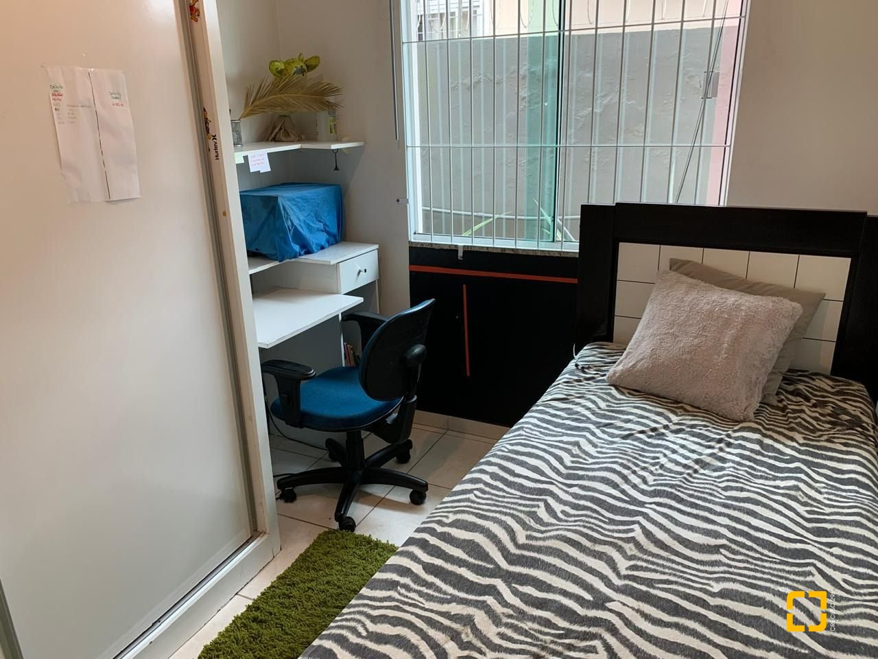 Casa com 145m², 5 quartos (sendo 1 suíte), 5 garagens, no bairro Centro em São José