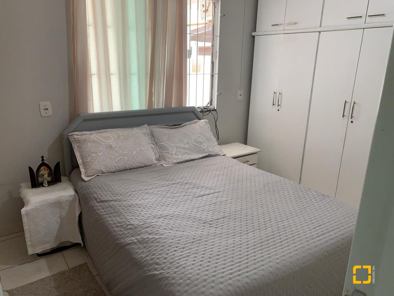 Casa com 145m², 5 quartos (sendo 1 suíte), 5 garagens, no bairro Centro em São José